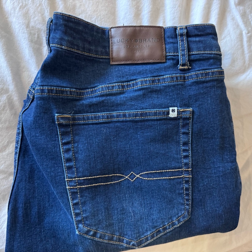 Lucky Brand Men's Dark Blue Denim Jeans